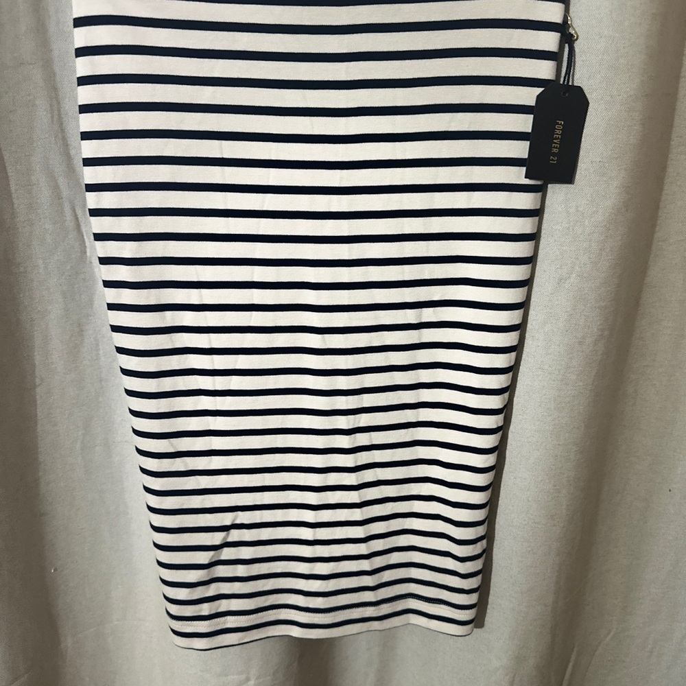 Forever 21 Navy and White Striped Pencil Skirt
